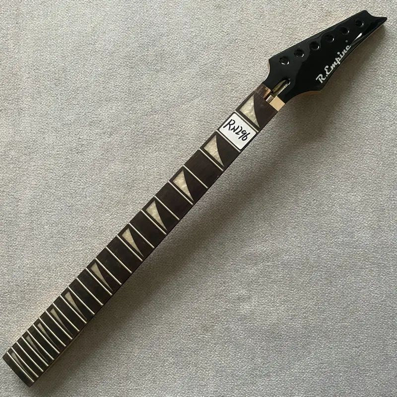 Black Electric Guitar Maple Wood Neck, 24 Frets Rosewood Fingerboard