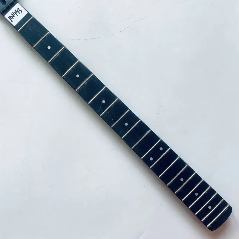 Left Hand Harley Benton 4 String Bass Maple Neck, Rosewood 20 Frets Fi