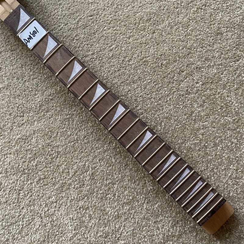Maple Wood Guitar Neck, 22 Frets Rosewood Fingerboard, Set In Connecti