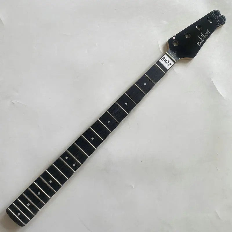 21 Frets Rosewood Fingerboard 4 String Electric Bass Maple Neck