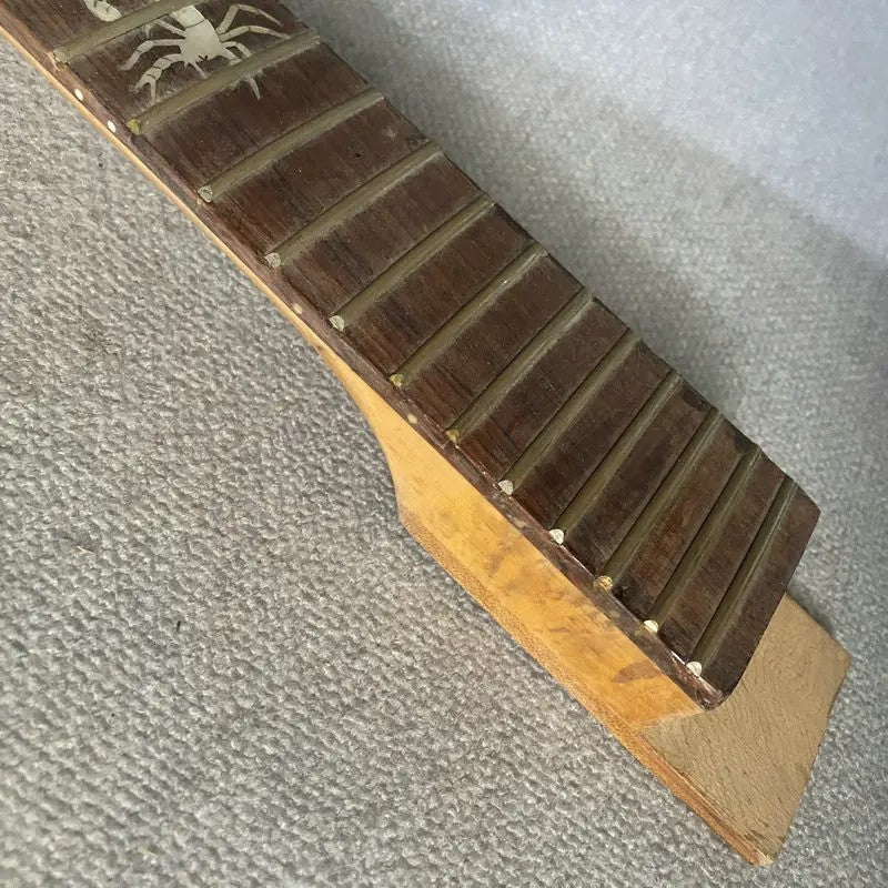 22 Frets Rosewood Fingerboard Maple Wood Neck