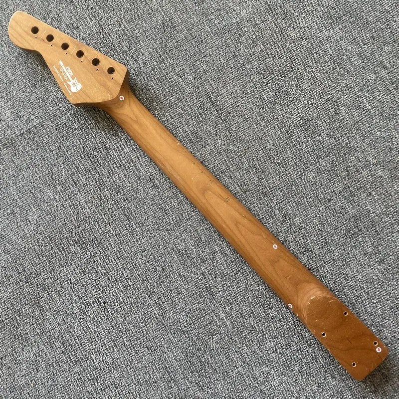 Rosewood Fingerboard Electric Guitar Roasted Maple Neck