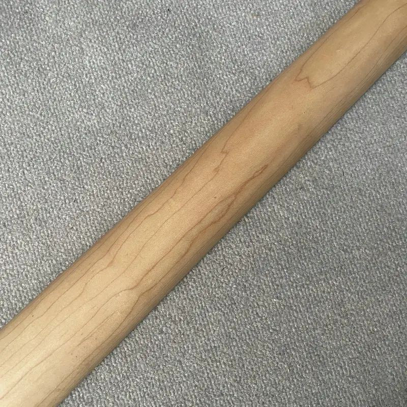 White 4 String Bass Maple Neck, Rosewood 21 Frets Fingerboard