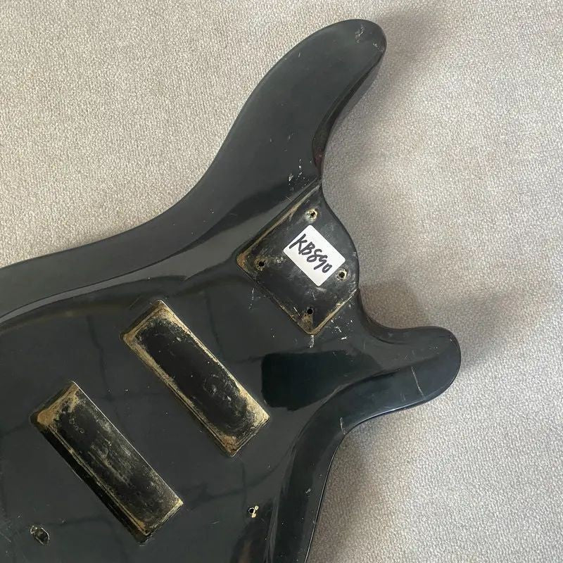 Glossy Black Bass Guitar Body DIY