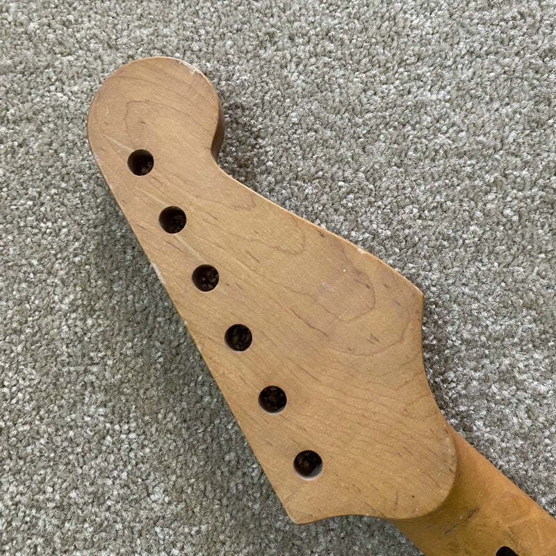 Maple Wood Lefty Guitar Neck, 22 Frets Fingerboard