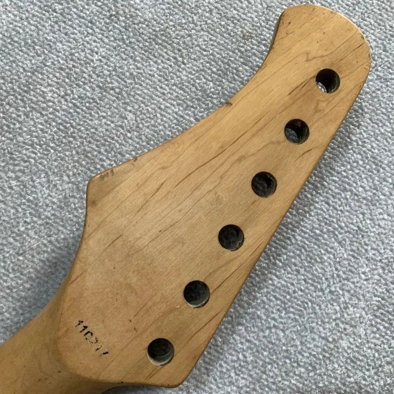 Eko Guitar Black Maple Wood Neck, 22 Frets Rosewood Fingerboard