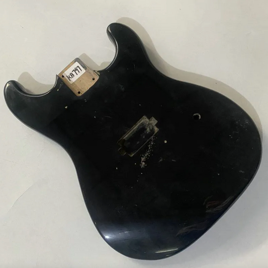 Black Basswood Guitar Double Cutaway Body with Single Humbucker Pickup