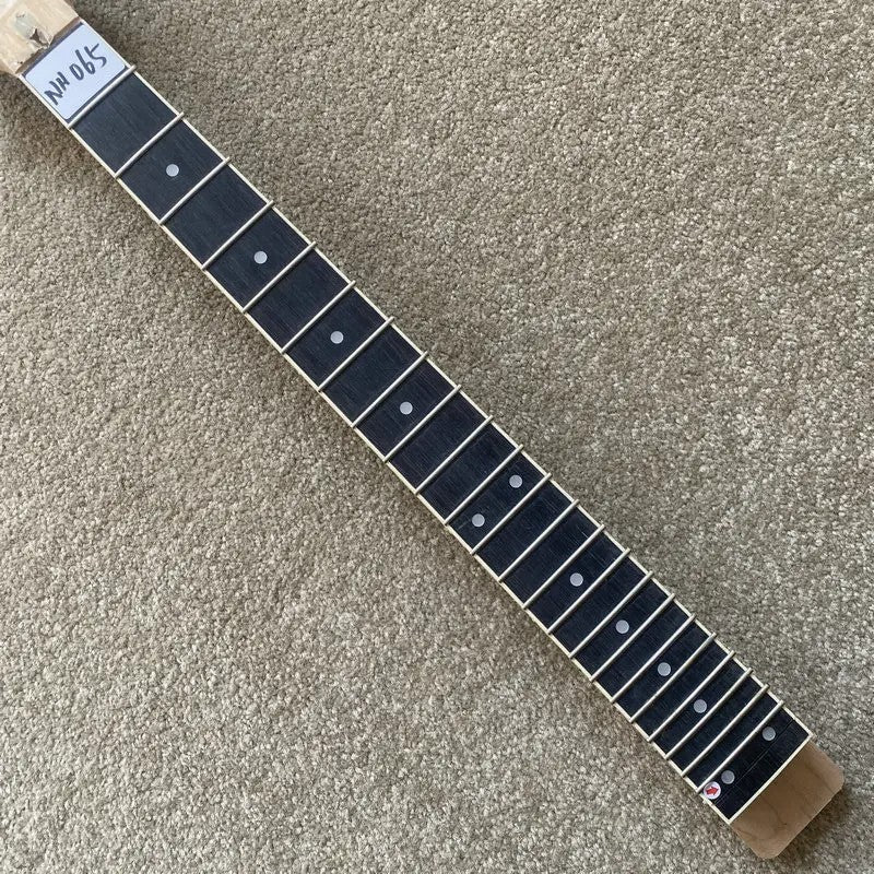 24 Frets Rosewood Fingerboard Guitar Set In Maple Neck