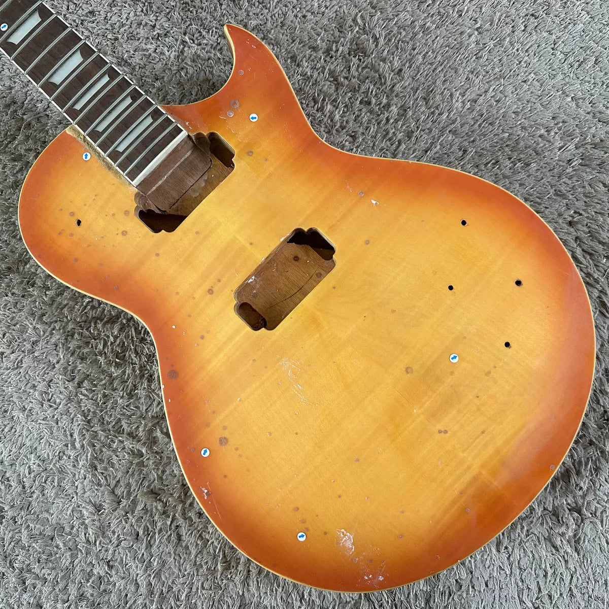 Korean factory surplus LP electric guitar semi-finished product, mahogany + maple tiger stripe DIY gradient color, flawed, special price.