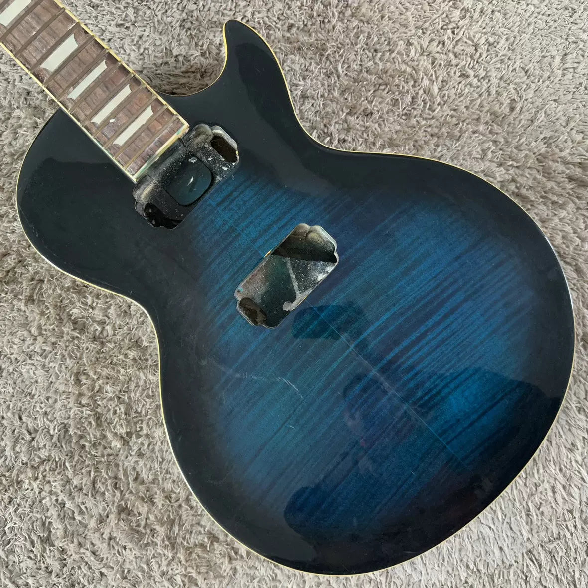 Factory stock: LP model electric guitar (half-finished), maple wood, tiger stripe, blue gradient, DIY, no accessories, 22 pieces.