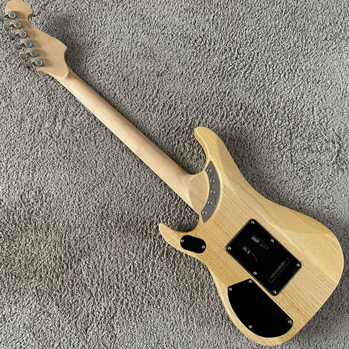Warrior Style Double Tremolo Electric Guitar Washburn N4 Custom Export Model with Rubbed Finish, 22 Frets, Metal, Beginner to Advanced Level