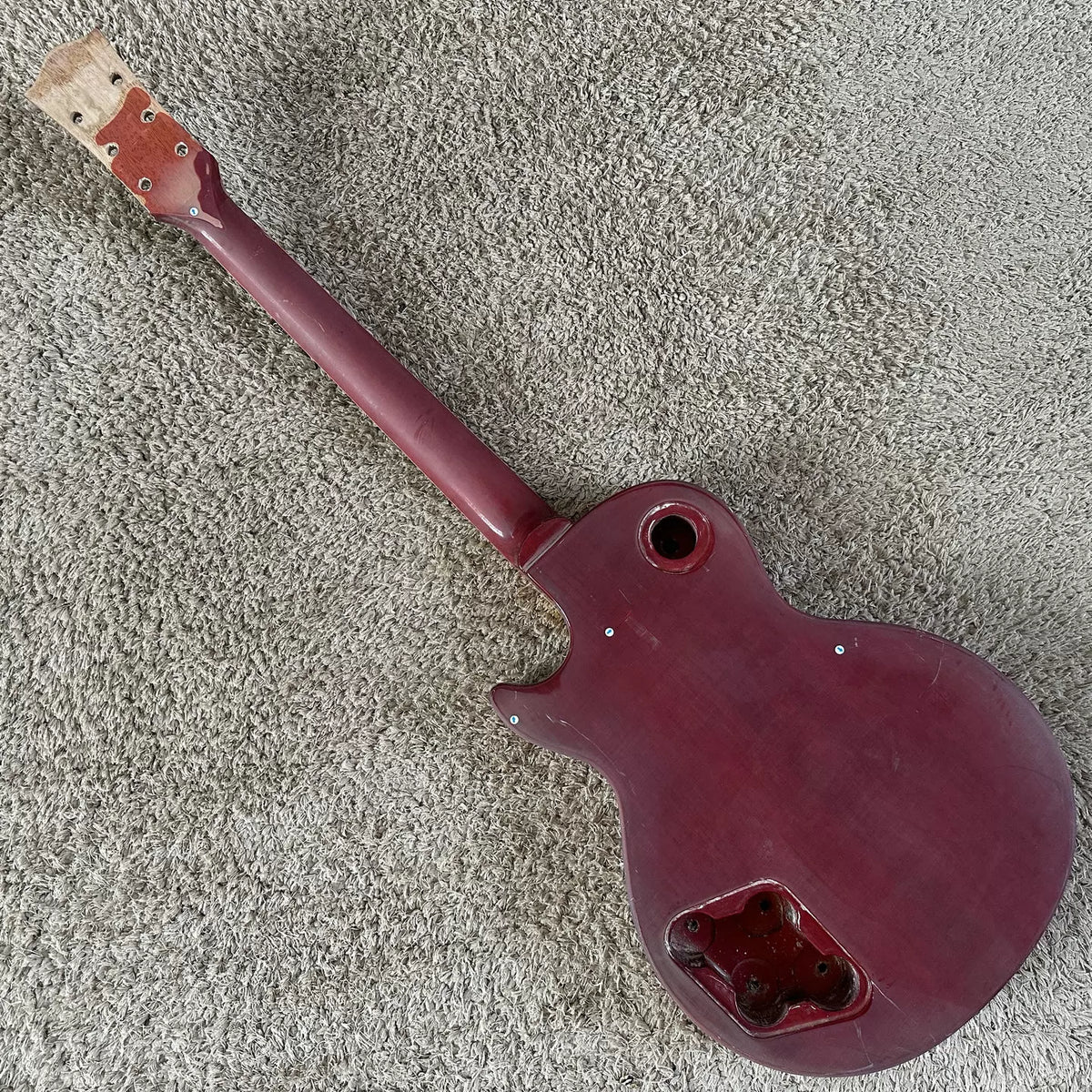 Stock LP electric guitar, maple, tiger stripe, mahogany, semi-finished product, no accessories, DIY, gradient color, minor flaws.