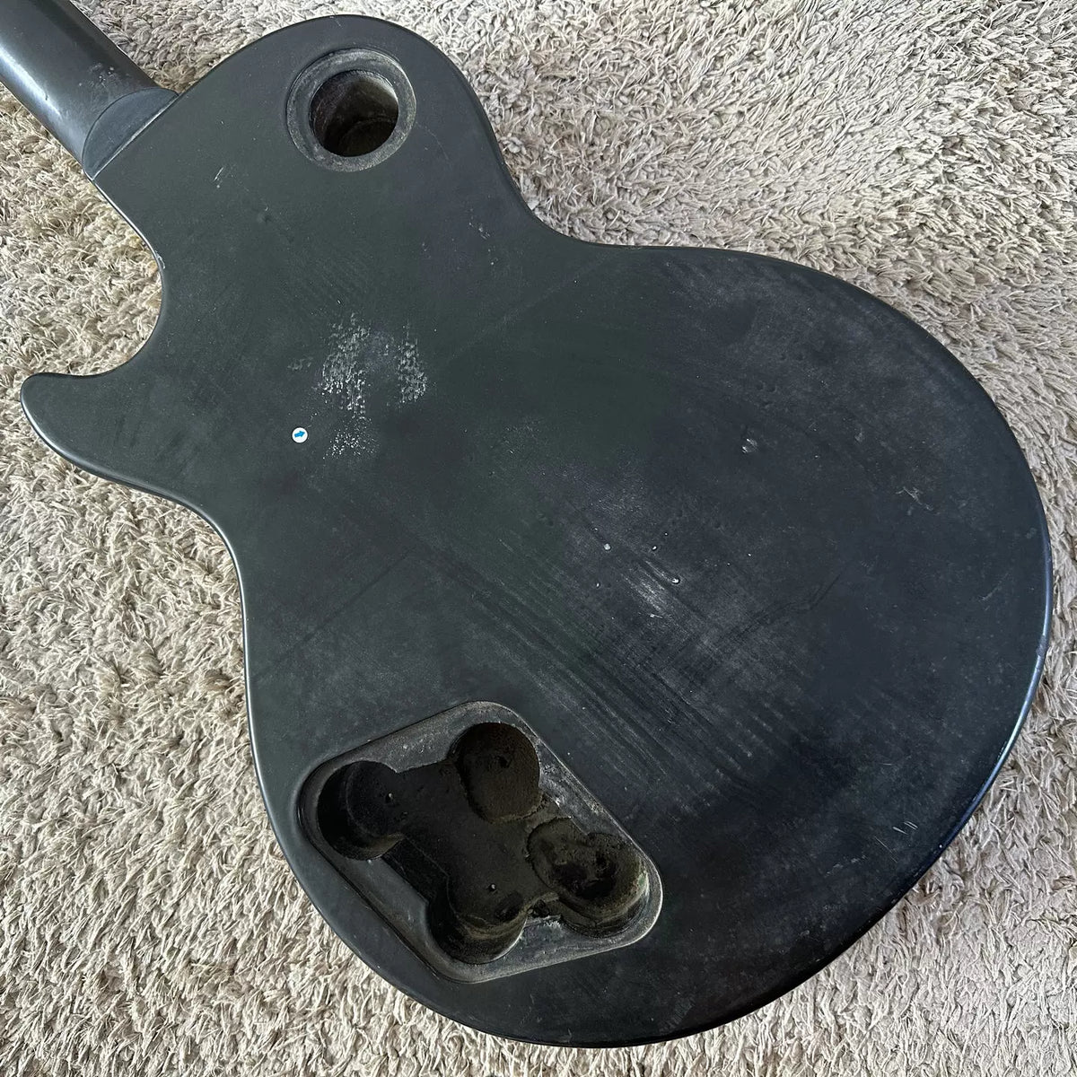 LP electric guitar, unfinished, no accessories, dual pickups, DIY, black, 22mm frets, minor flaws.