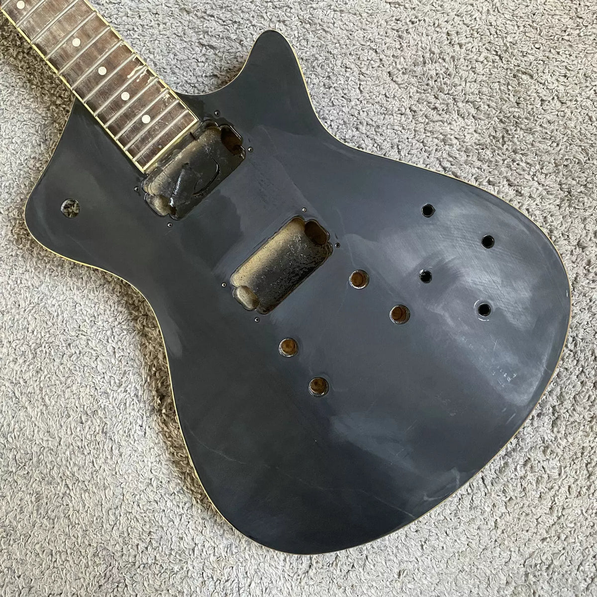 DIY semi-finished electric guitar, G.great brand, Taiwanese OEM, 22-fret irregular shape guitar, no accessories, Tom bridge.