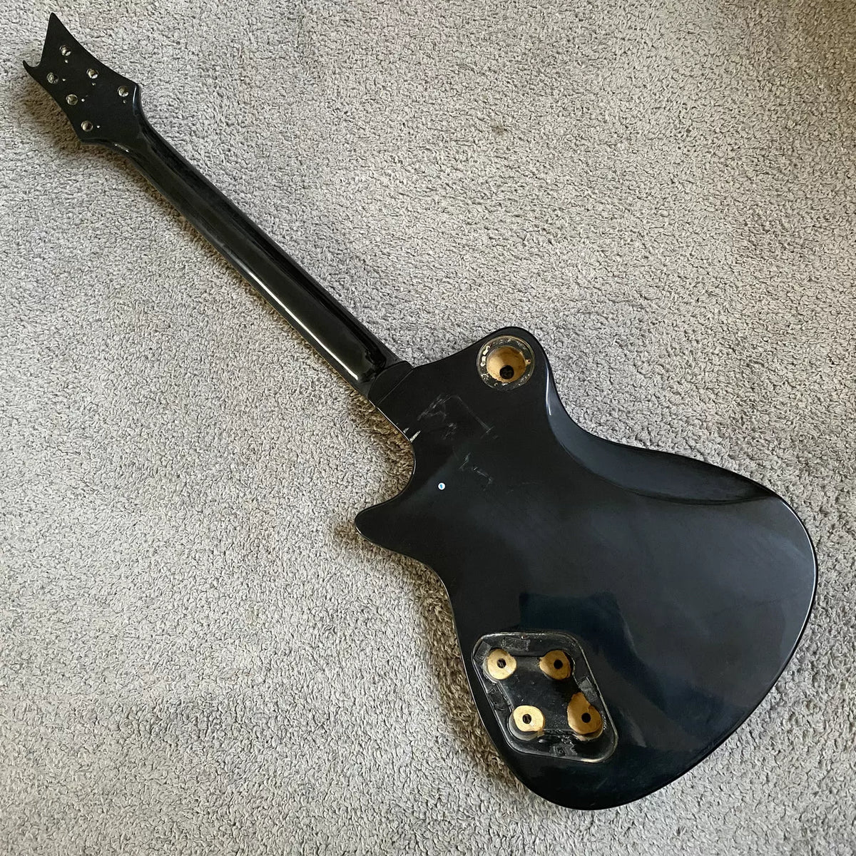 DIY semi-finished electric guitar, G.great brand, Taiwanese OEM, 22-fret irregular shape guitar, no accessories, Tom bridge.