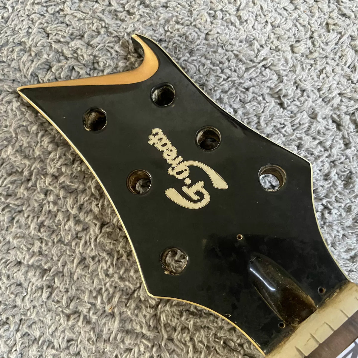 DIY semi-finished electric guitar, G.great brand, Taiwanese OEM, 22-fret irregular shape guitar, no accessories, Tom bridge.