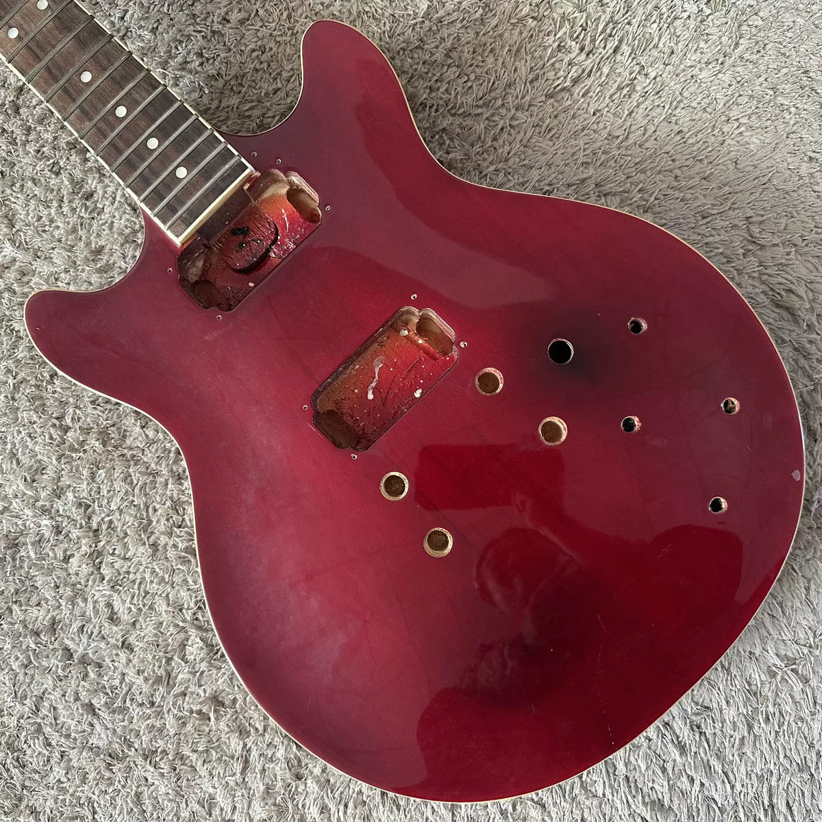 Austin Electric Guitar Dual Pickup, One-Piece Burgundy, 22 Frets, Semi-Finished Product, No Accessories Available, DIY