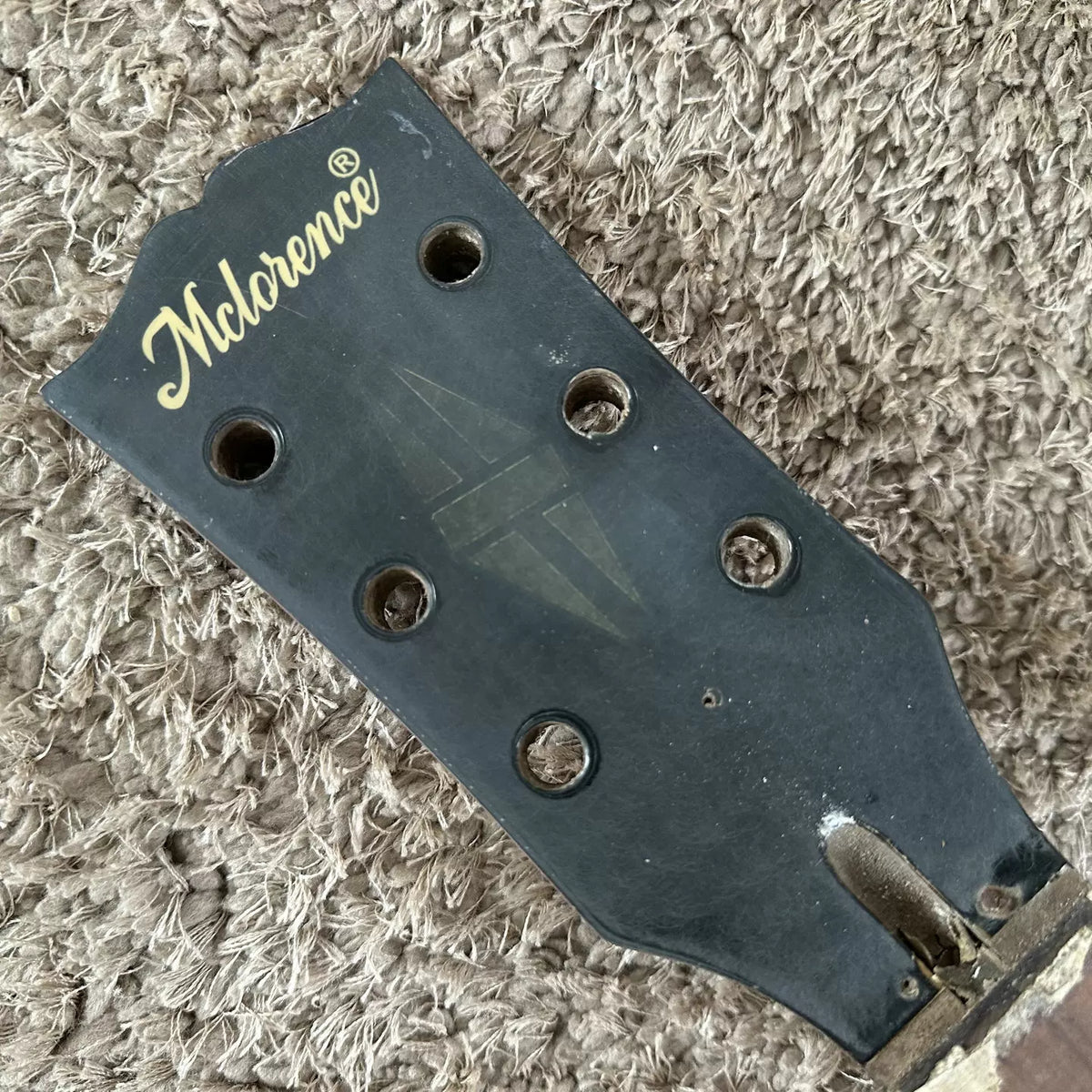 Clearance Sale: MCLORENCE LP Electric Guitar - Incomplete DIY Project - Defective Hue-coil Pickup