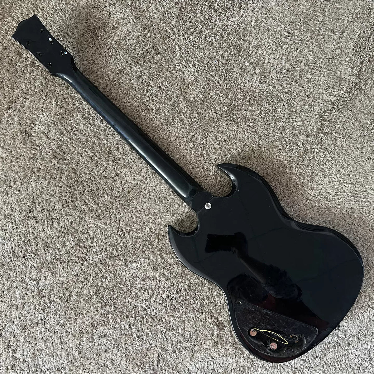 Bestune Music SG Electric Guitar Devil Horn Semi-finished DIY P90 Pickup Black with Minor Flaws (Stock)