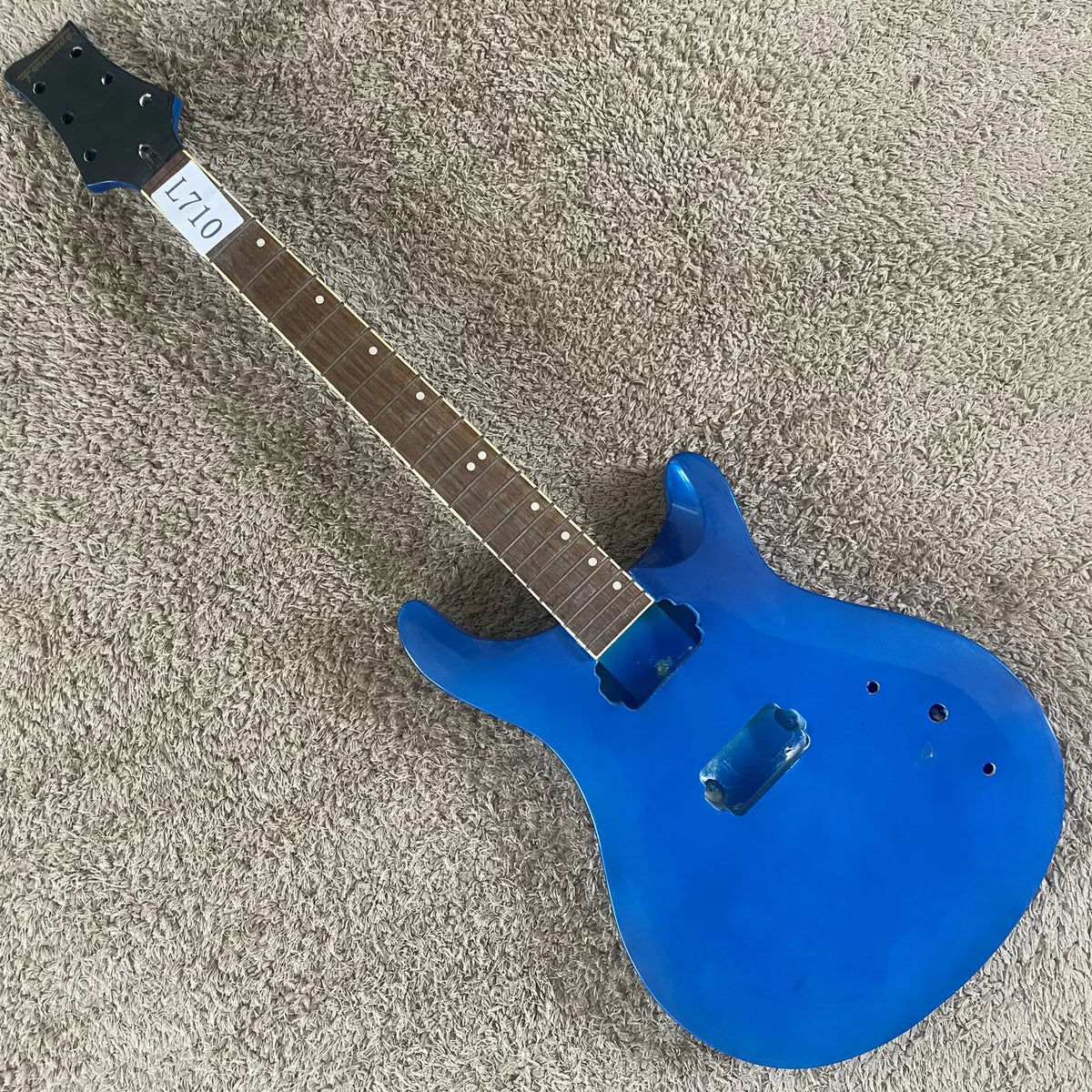 Fernando Electric Guitar with Dual Pickups, One-Piece Blue 22-Fret Semi-Finished Product, No Accessories Available