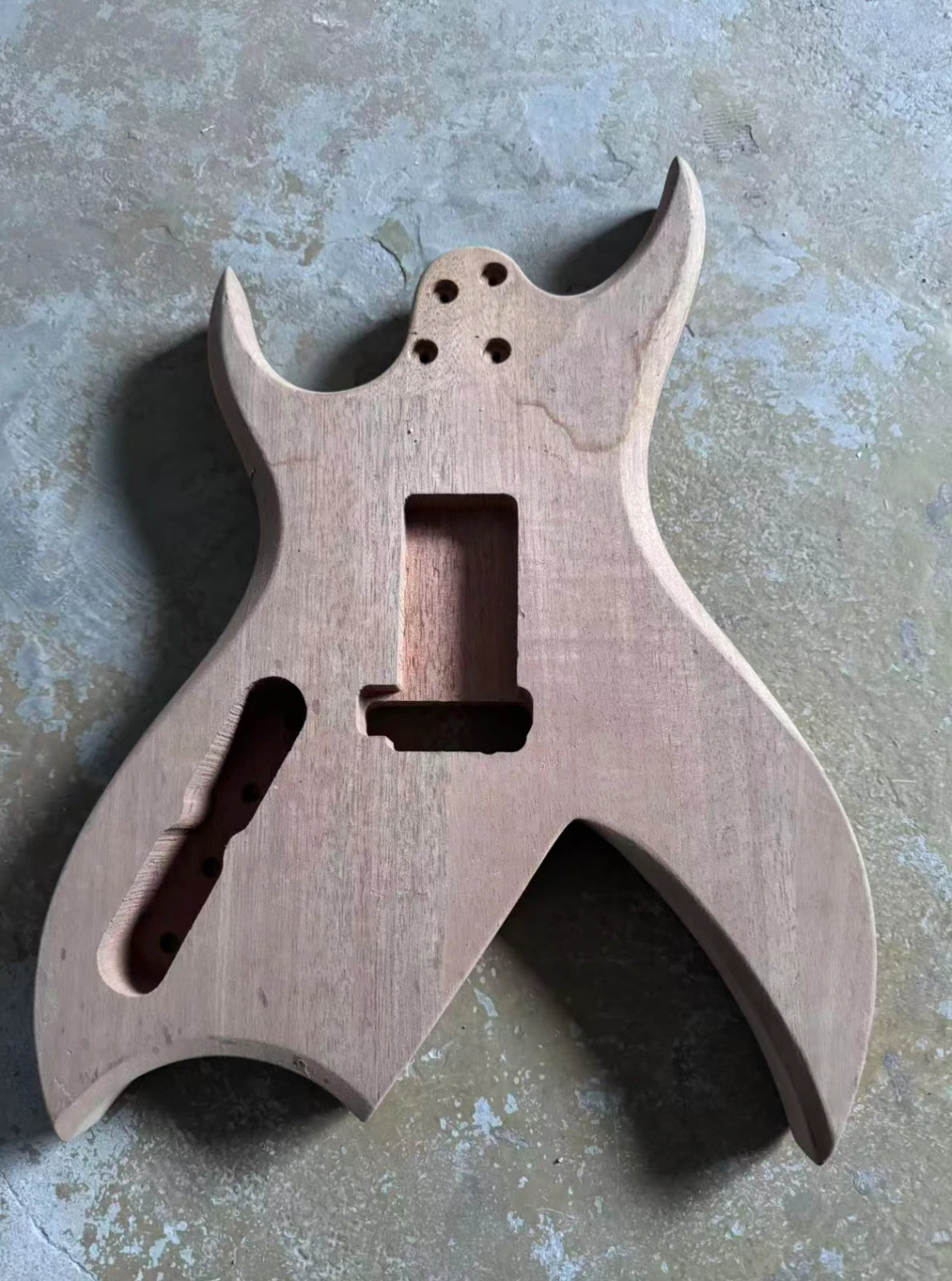 Mahogany Wood Guitar Body with Quilted Maple Top BICH DIY Project