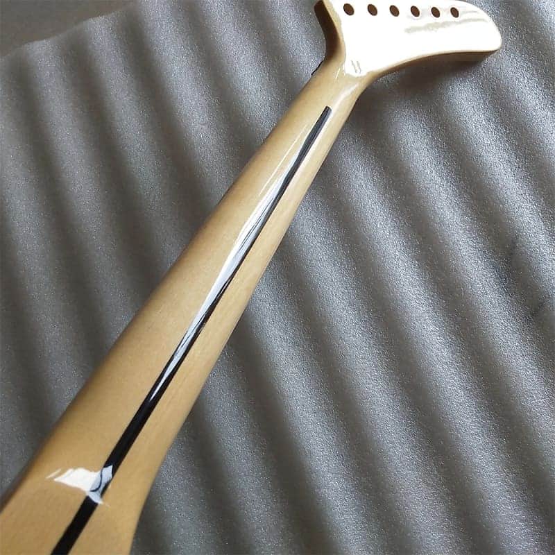Reversed Banana Head Guitar Maple Wood Neck, 22 Frets Fingerboard