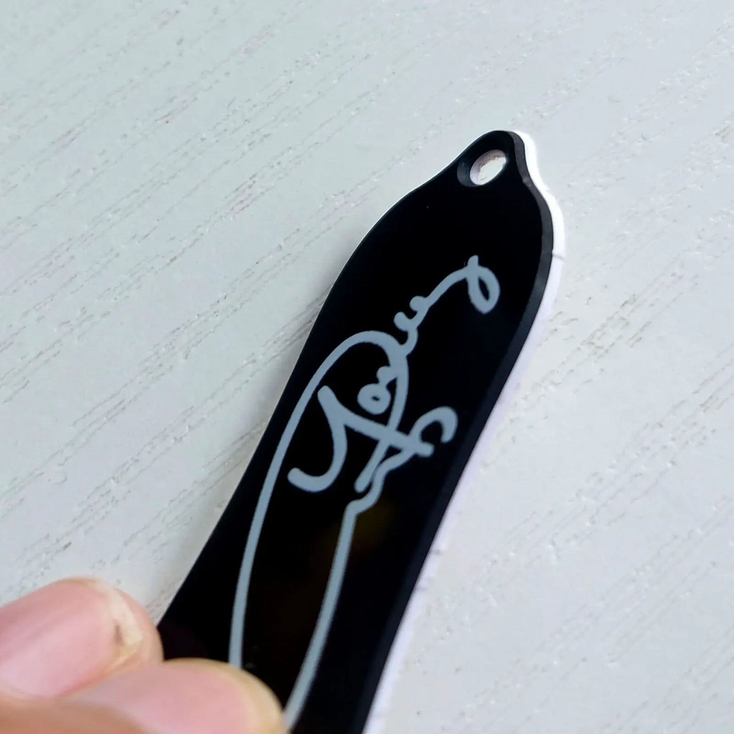 Custom Guitar Neck Plate Truss Rod Cover Plate Guitar Standard Parts 2 Ply Black Angus Young Signed For Les Paul LP