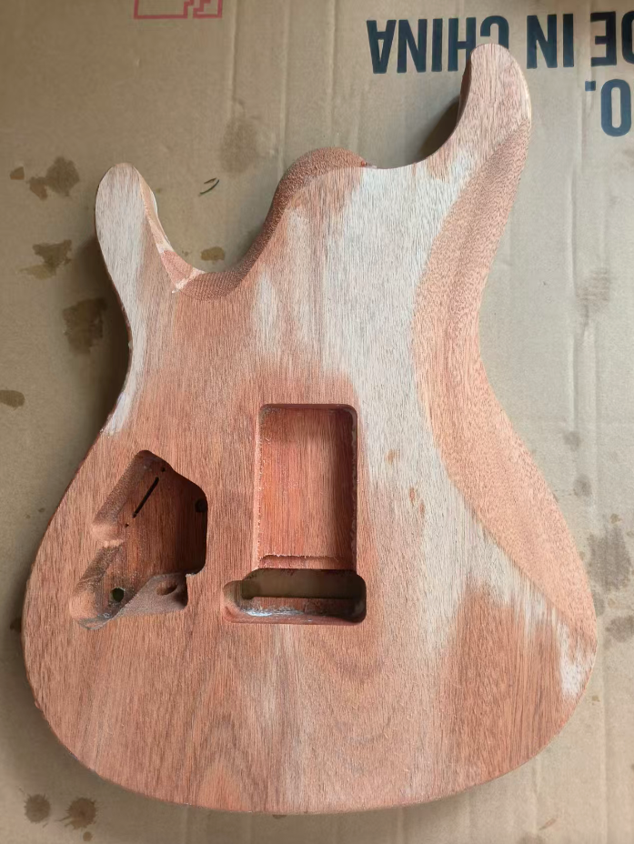 Mahogany Wood HSS Guitar Body with Tiger Maple Top