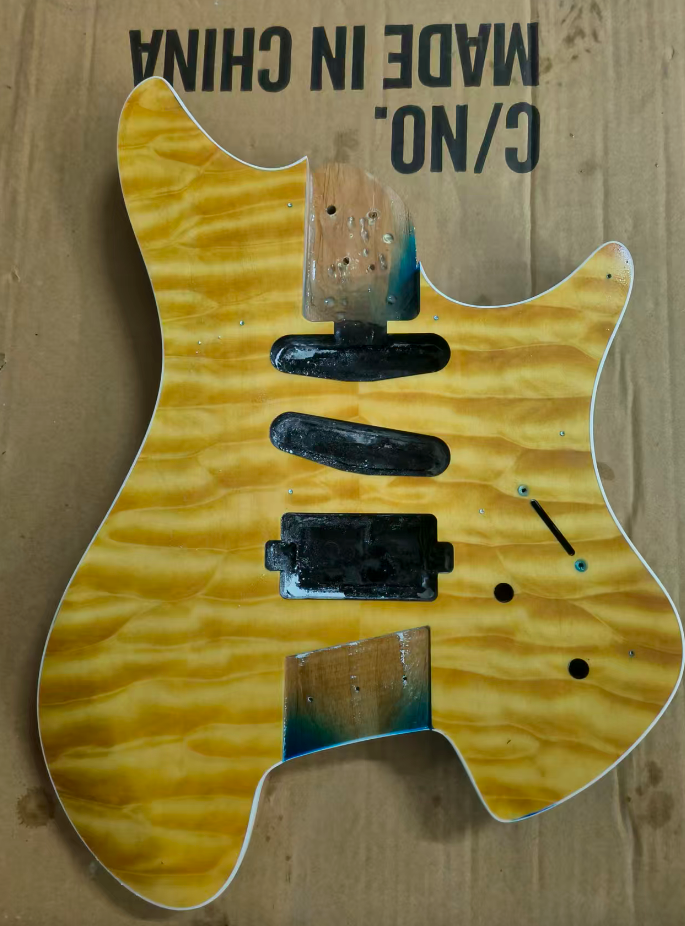 Alder Wood HSS Headless Guitar Body with Quilted Maple Top DIY Project
