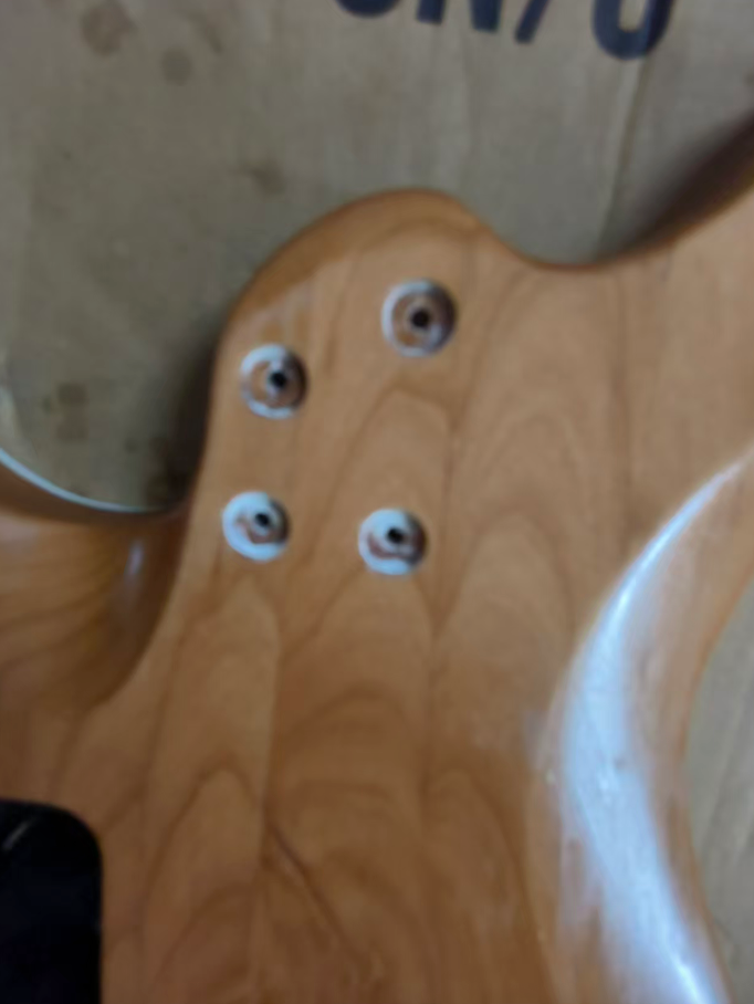 Alder Wood HSS Headless Guitar Body with Quilted Maple Top DIY Project