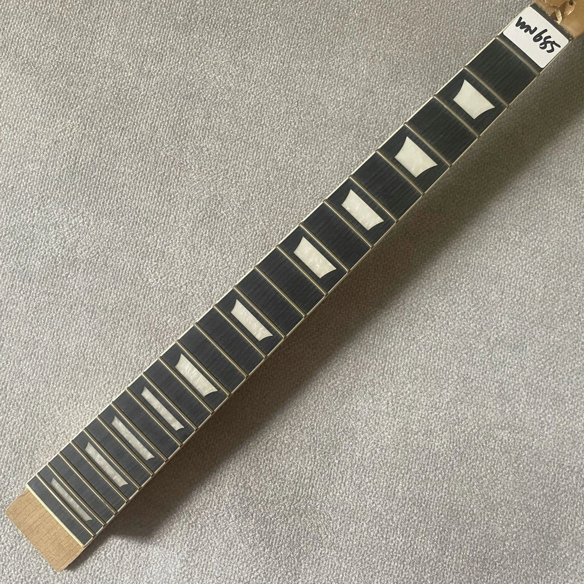 Electric Guitar Neck, Maple and Rosewood, 22 Frets, L3R3