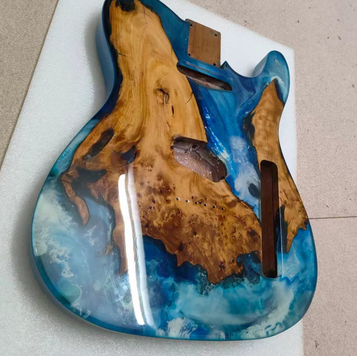 Custom Blue Finish Guitar Tele Mahogany Body with Resin Top Finish Fit Tele TL