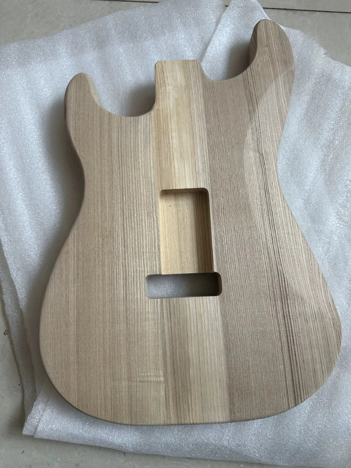 Ash Wood Guitar SSS Bridge Tremolo Fit Stratocaster Strat with Floyd Rose
