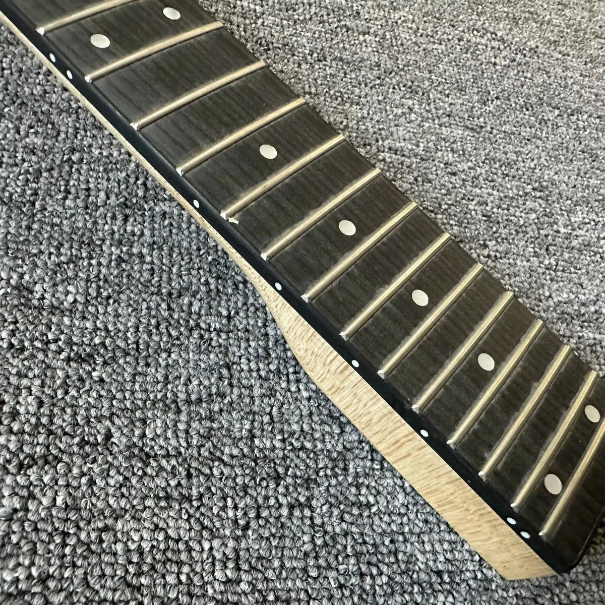 Babilon Electric Guitar Neck 24 Frets Maple and Rosewood Right Hand