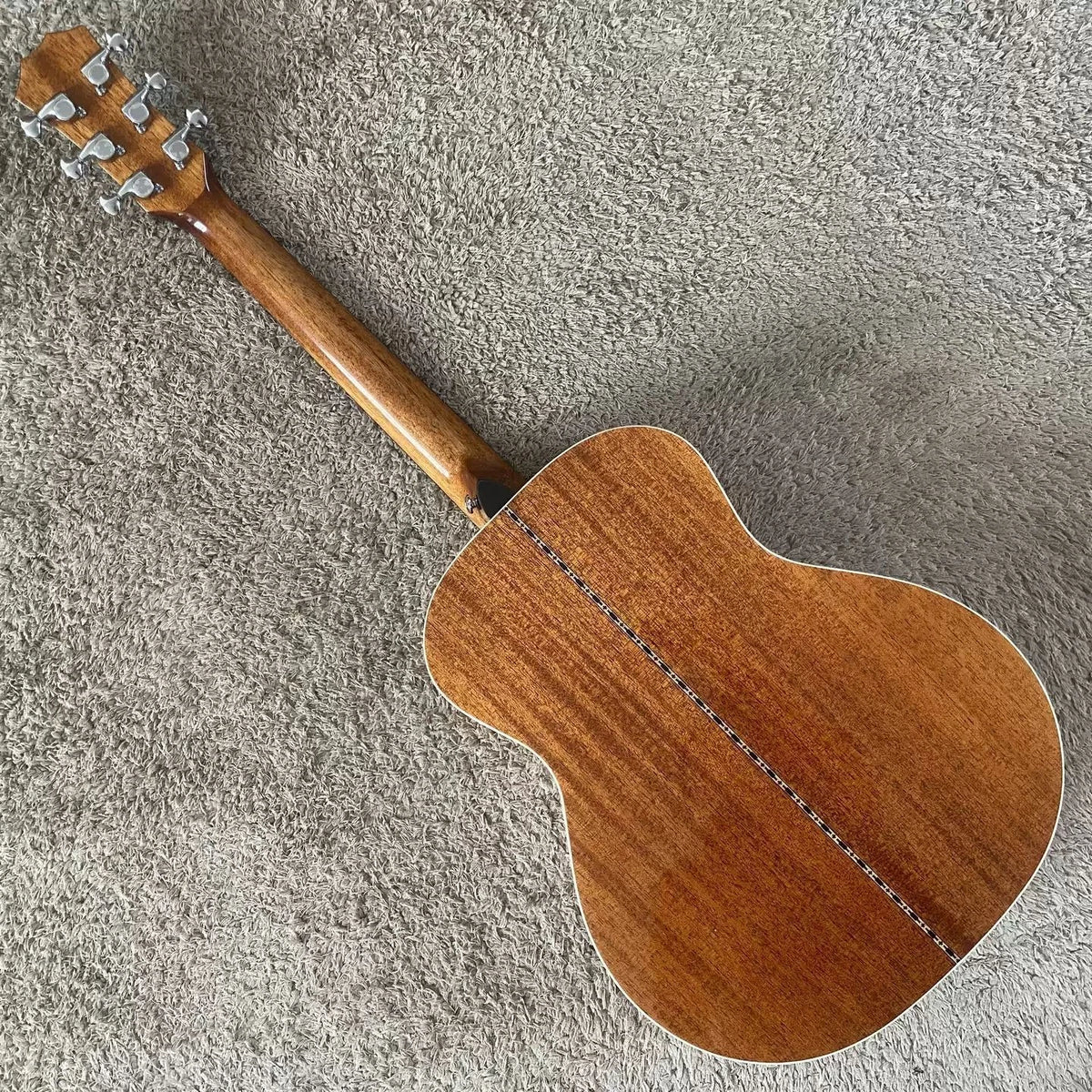 36-Inch Acoustic Guitar, Spruce Top, Rosewood Body