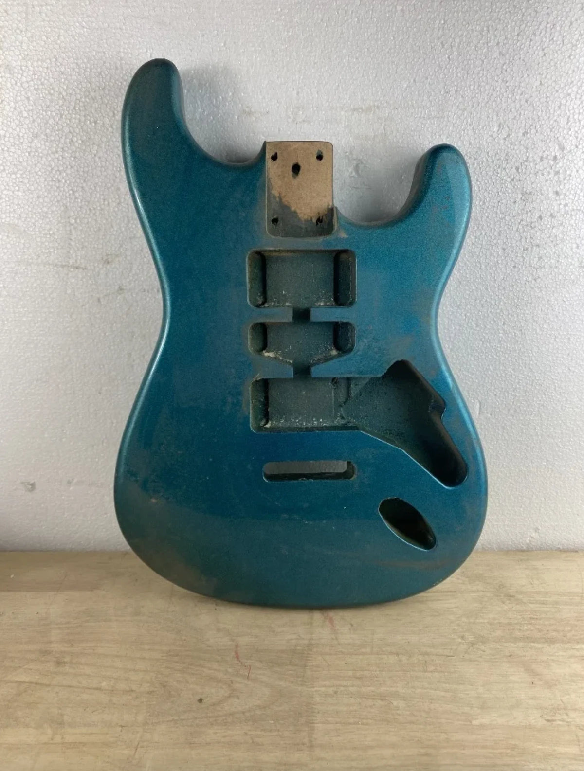 Metallic Blue Poplar Wood Guitar Body Fit Strat ST