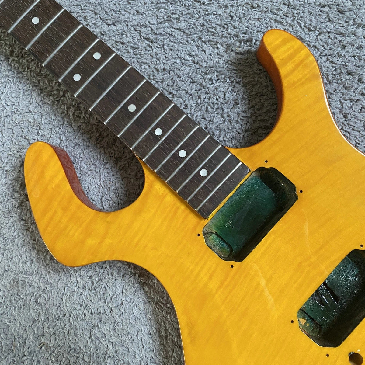 22-Fret Custom Electric Guitar DIY Kit with Double Tremolo, Alder Wood Body
