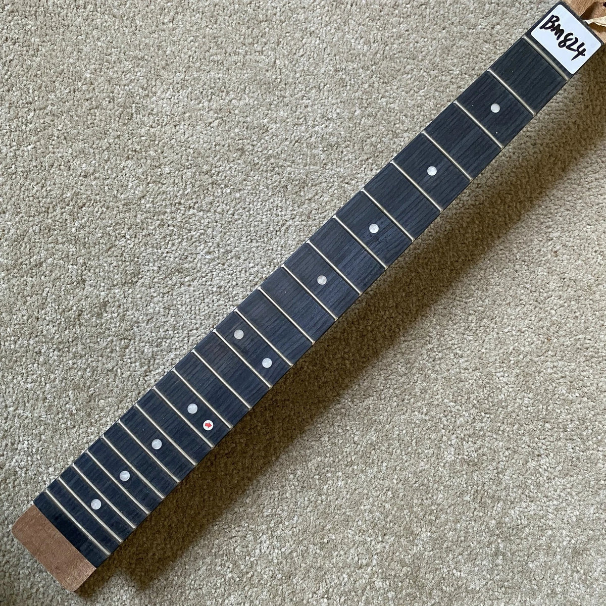 Maple Wood Guitar Neck, Rosewood Fingerboard 22 Frets