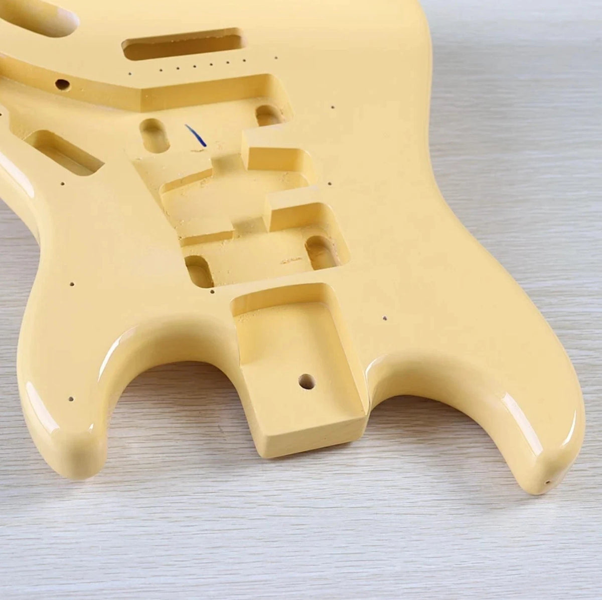 Milky Yellow Guitar Poplar Wood Body Fit Strat ST