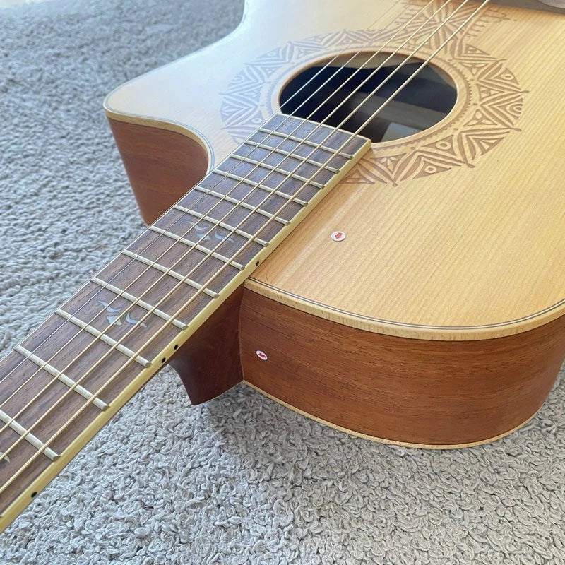 Acoustic Guitar Red Pine Engraved Top Body Mahogany Neck Rosewood Fingerboard