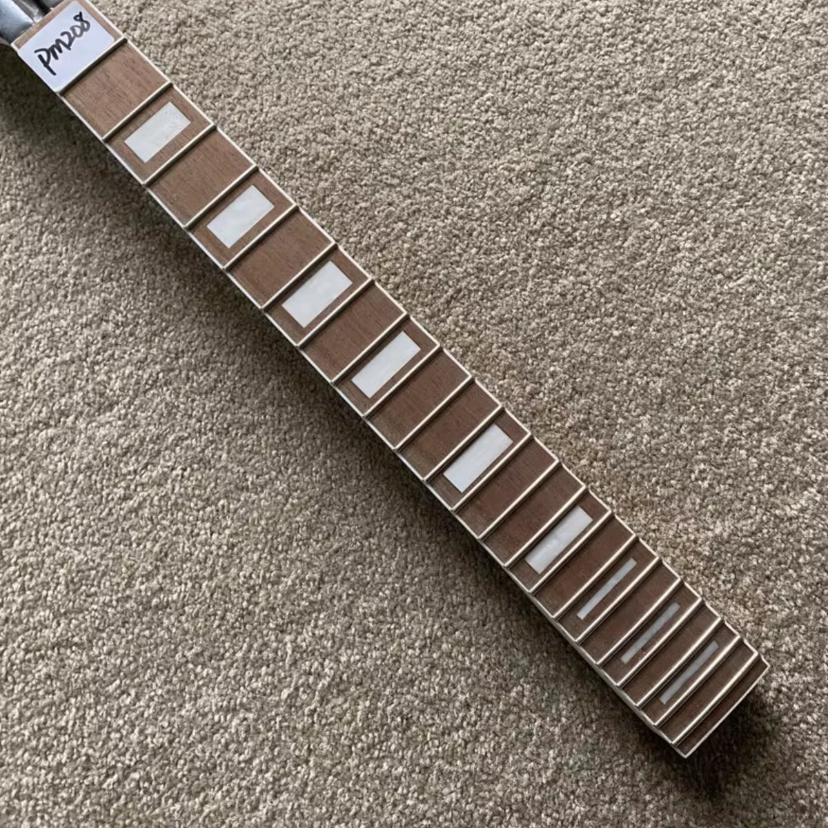Ibanez Maple Guitar Neck, Rosewood 22 Frets Fingerboard