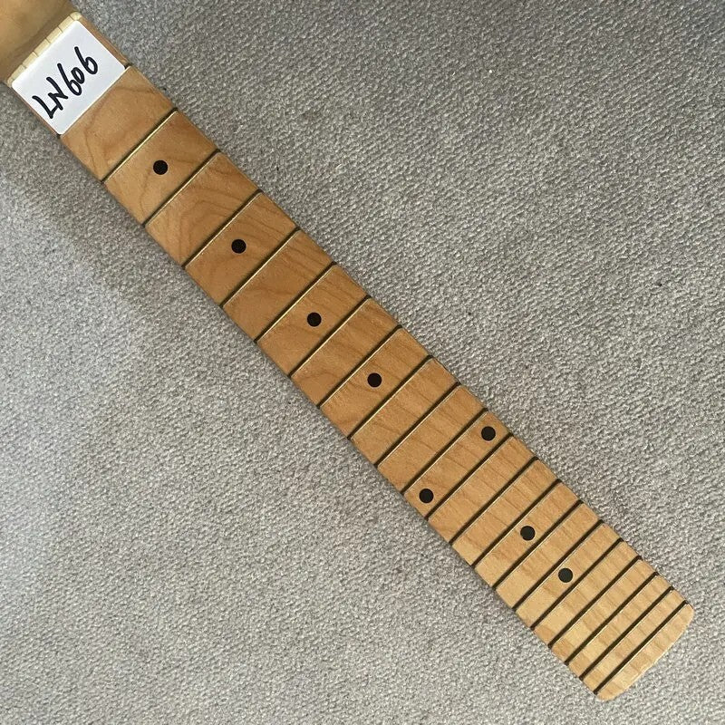 Short Scales Mini Maple Wood Guitar Neck, 21 Frets Fingerboard Maple Fretboard