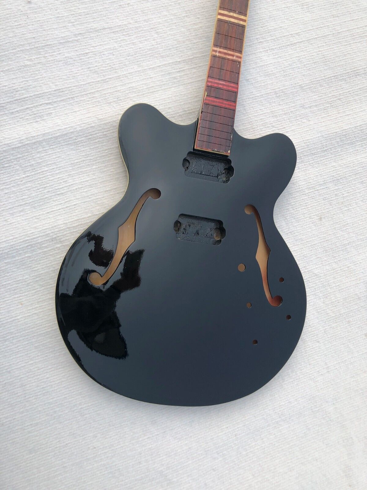 Gloss Black DIY Jazz Guitar Semi Hollow Body with Maple Neck, Rosewood Fretboard