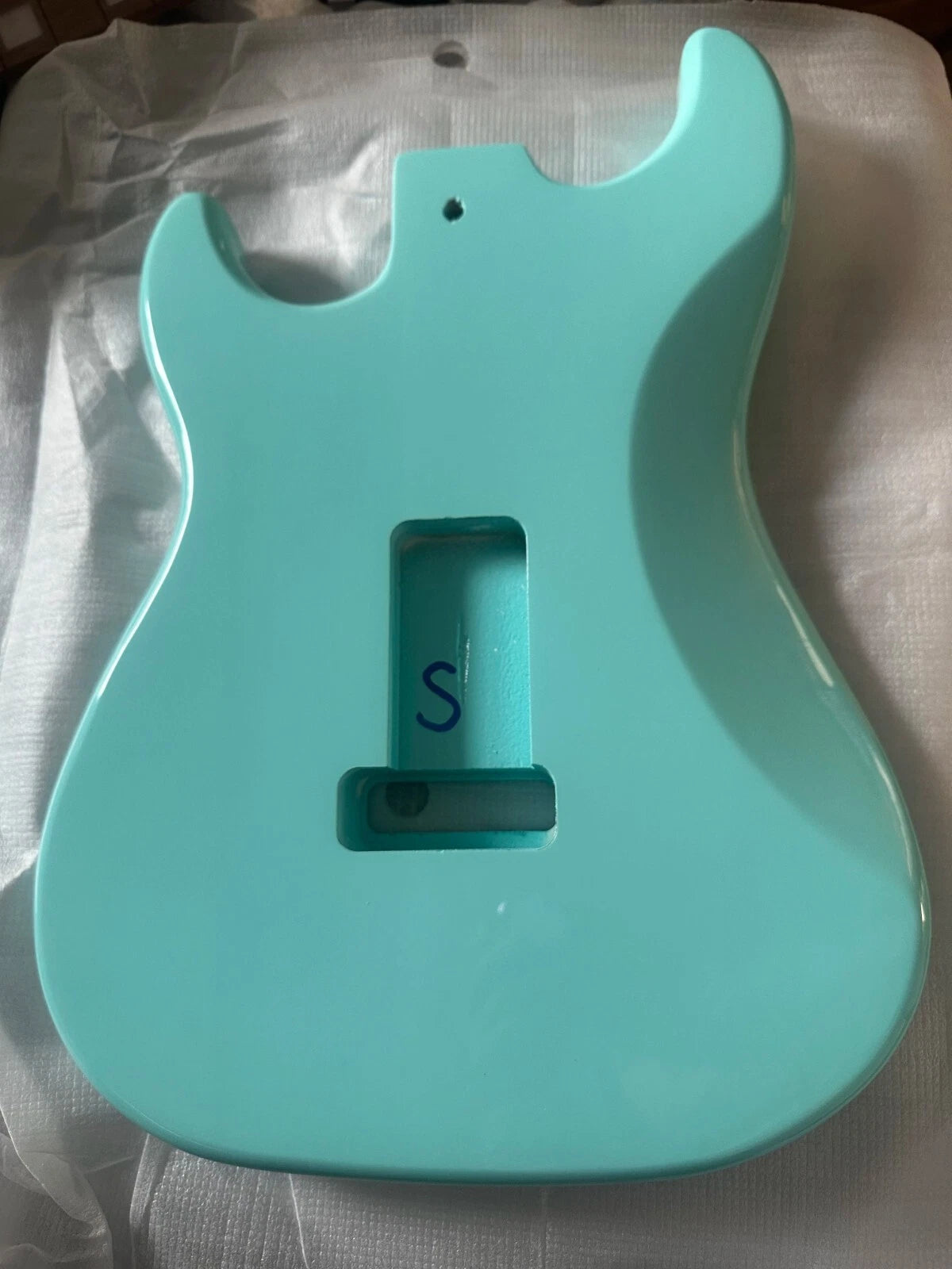 Glossy Light Blue Guitar Basswood Body Fit Strat ST
