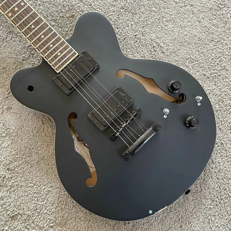 Hofner Contemporary Black Jazz Guitar, Maple Body, Mahogany Neck, Rosewood