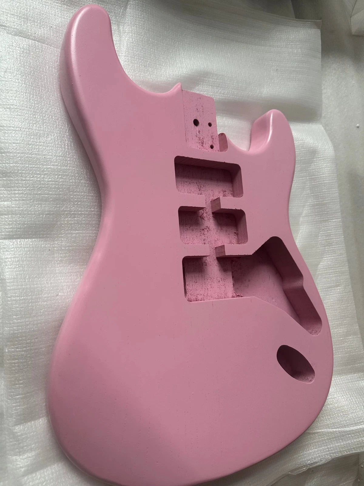 Matte Pink SSH Guitar Body Fit ST