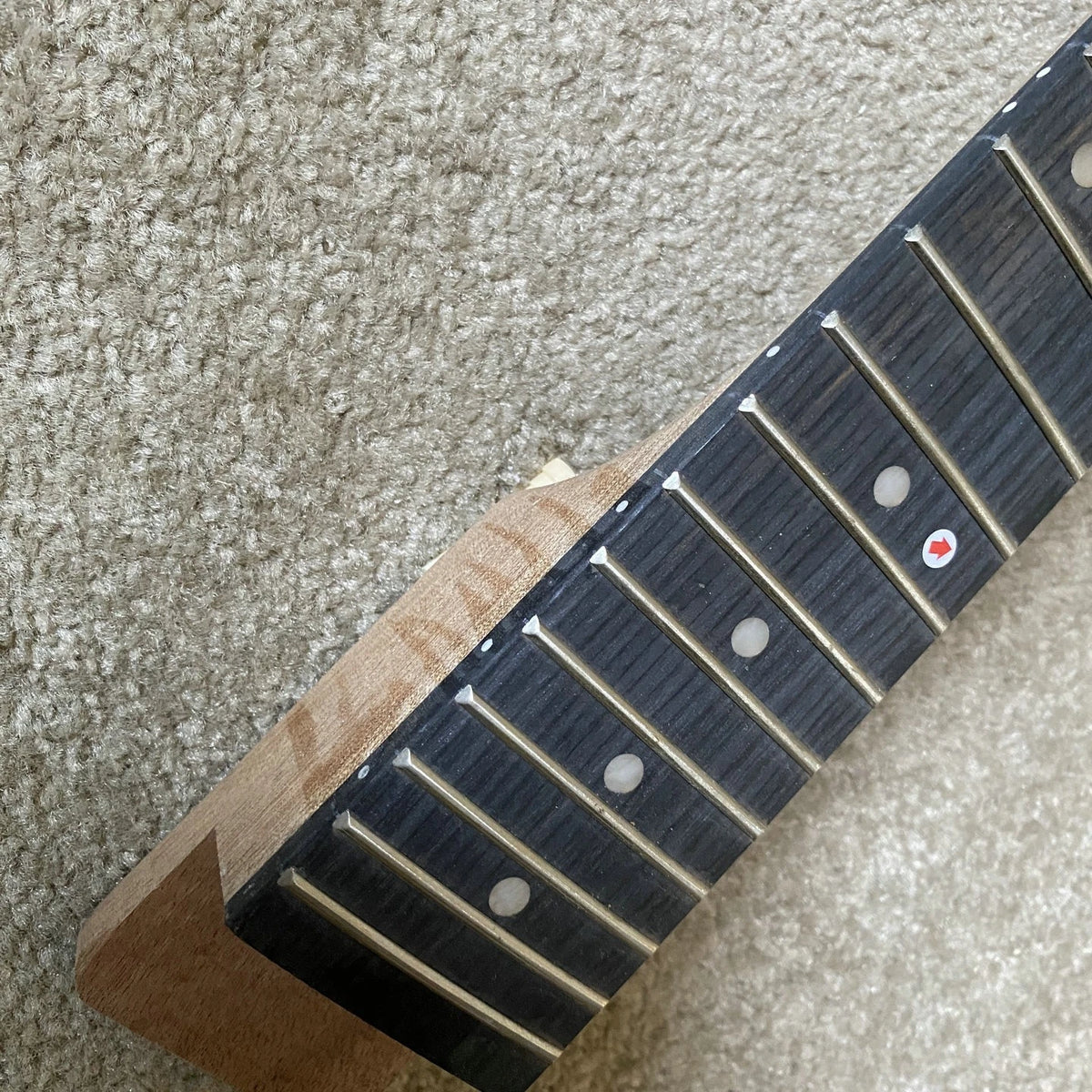Maple Wood Guitar Neck, Rosewood Fingerboard 22 Frets