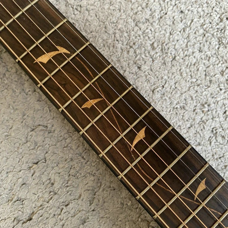 27-Inch Lili Mini Guitar, Tiger Maple Sunburst Finish
