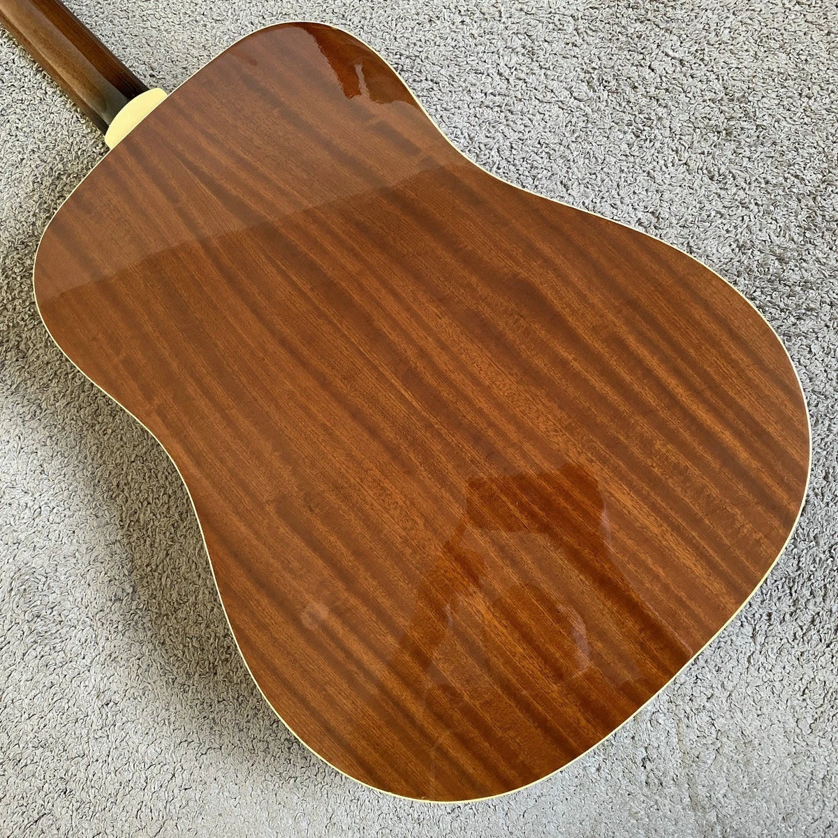 Acoustic Guitar, Black Wood Finish, Sunburst Finish, Mahogany Neck