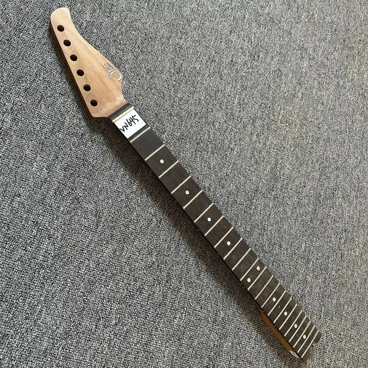 Electric Guitar Neck Solid Roasted Maple Dot Inlay 22 Frets Rosewood